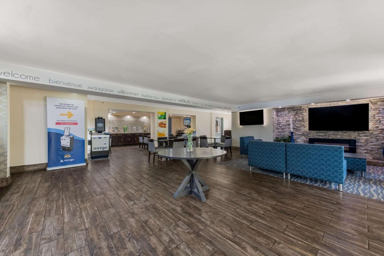 Quality Inn & Suites Airport Charlotte Kültér fotó