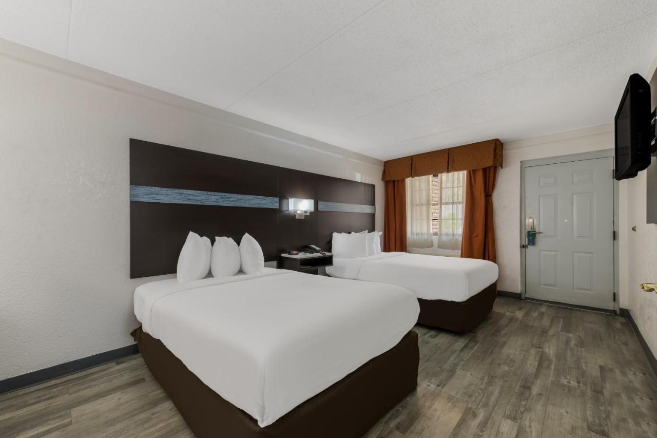Quality Inn & Suites Airport Charlotte Kültér fotó