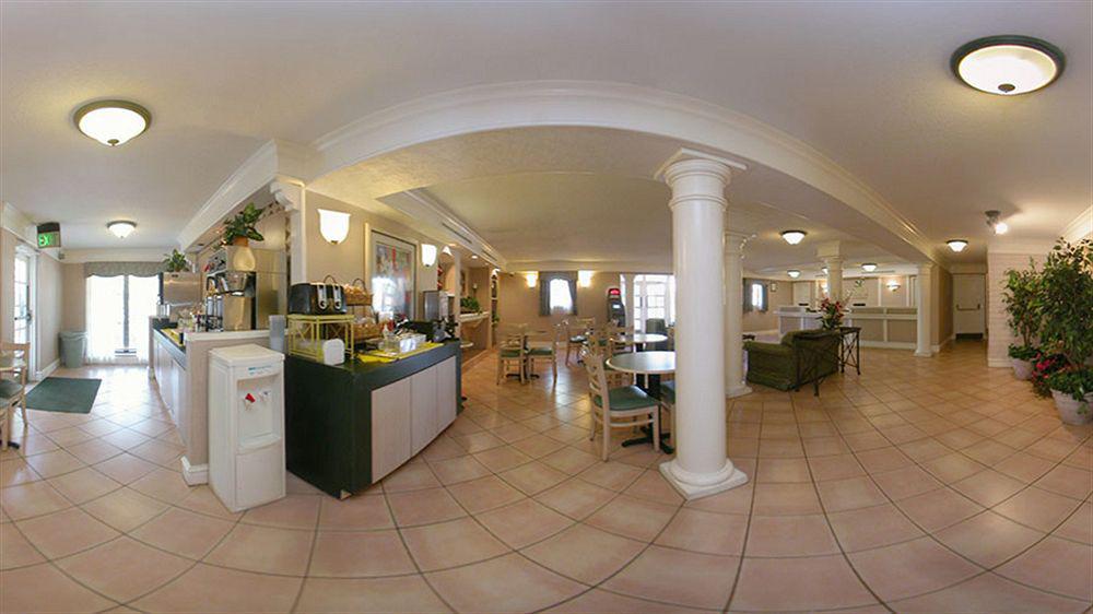 Quality Inn & Suites Airport Charlotte Kültér fotó